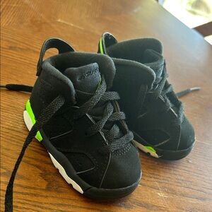 Jordan Kids Black Sneakers with Neon Green Accents